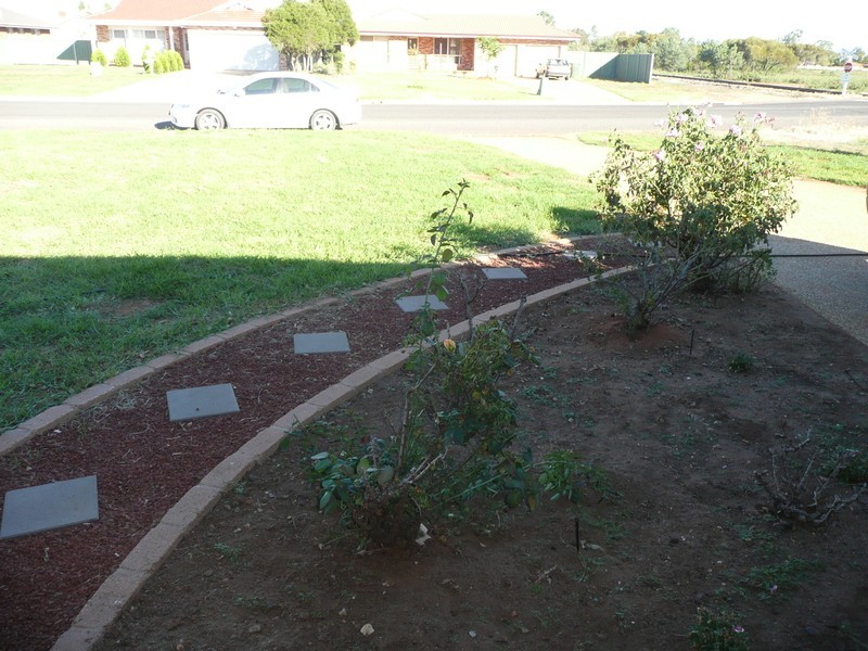 33 Dickson Road, Griffith NSW 2680