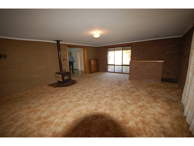 28 Bellbird Street, Coleambally NSW 2707