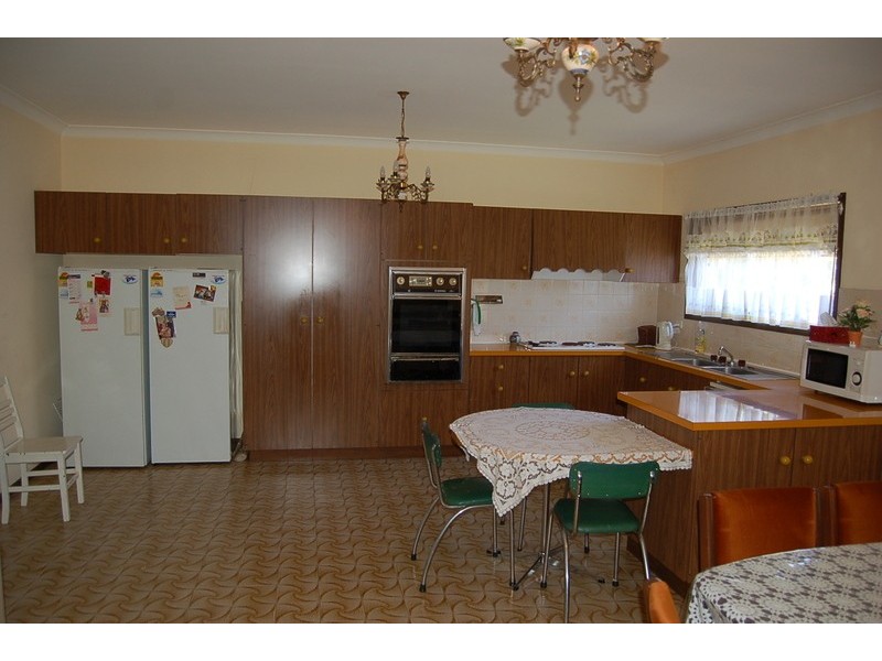 10 Thorby Crescent, Griffith NSW 2680