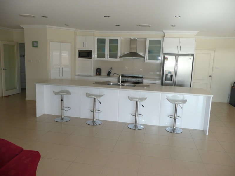 8 Gillmartin Drive, Griffith NSW 2680