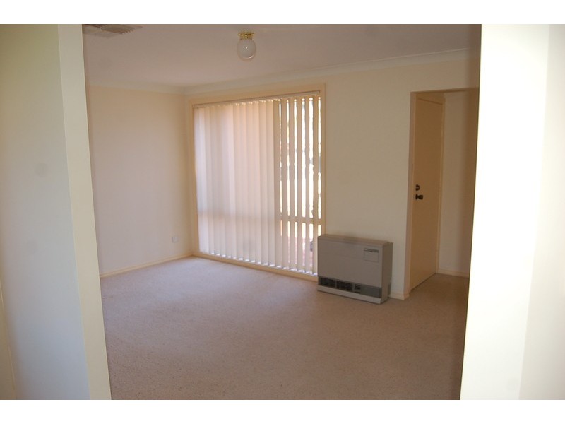 12 Northgrove Drive, Griffith NSW 2680