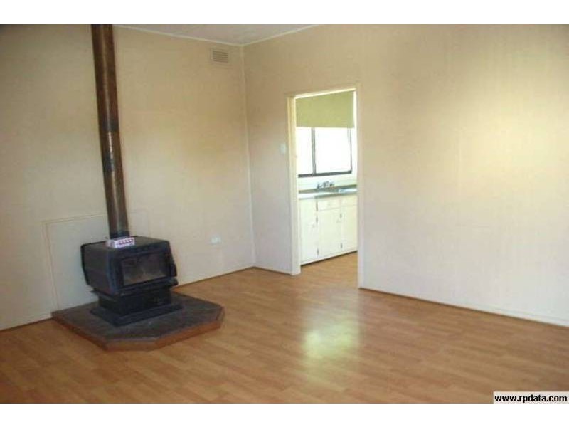 9 Corbett Street, Darlington Point NSW 2706