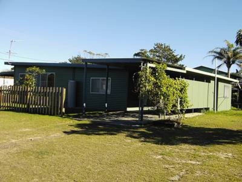 25 Angourie Street, Iluka NSW 2466