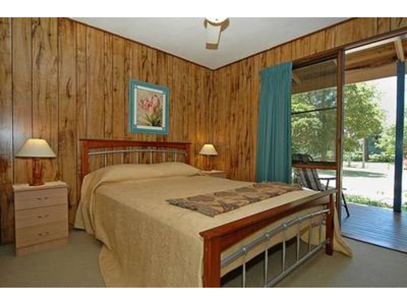 24 Marandowie Drive, Iluka NSW 2466