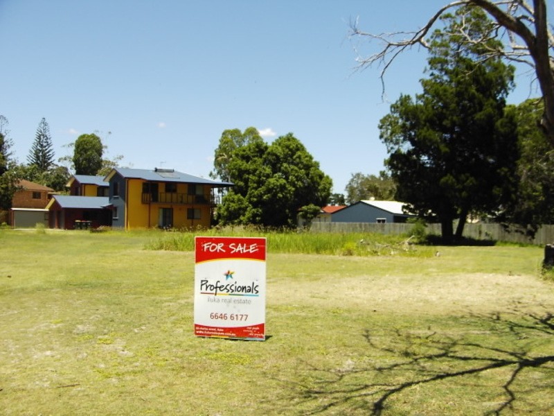 10 Melville Street, Iluka NSW 2466