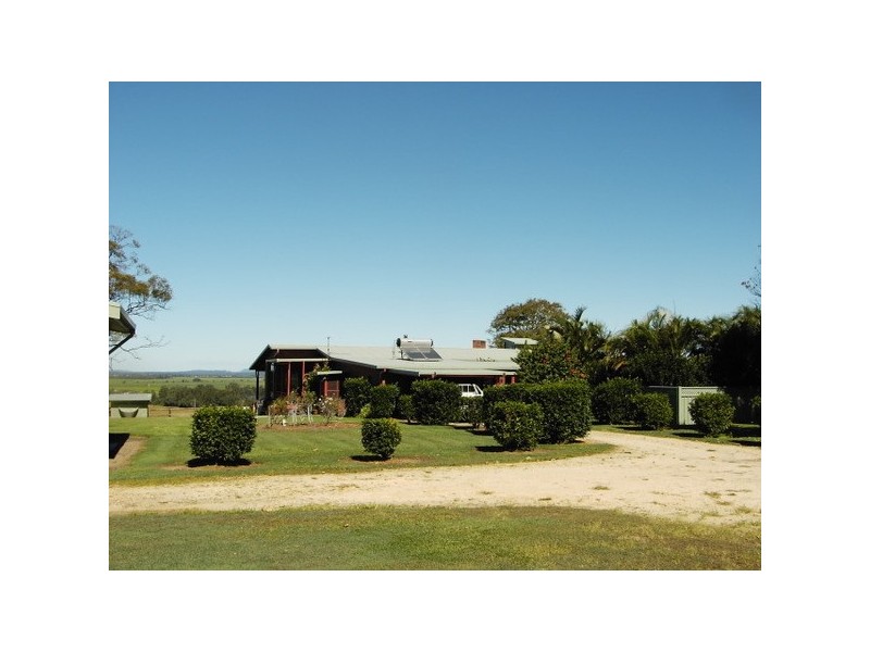 8 Old Woombah Road, Woombah NSW 2469