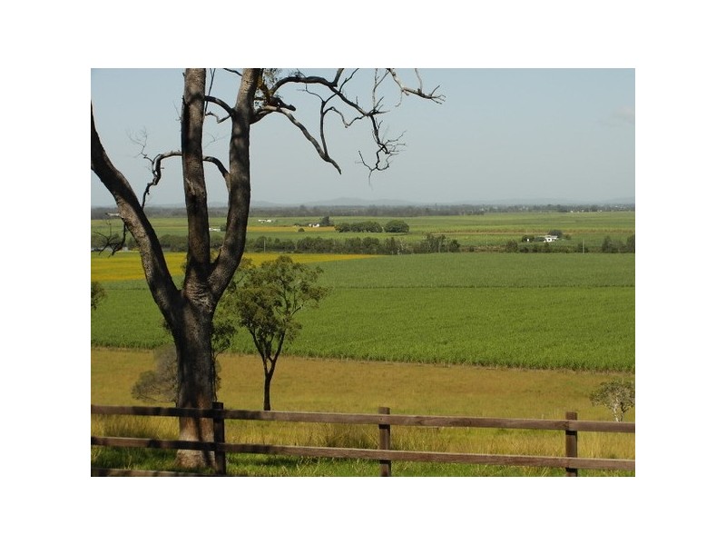 8 Old Woombah Road, Woombah NSW 2469