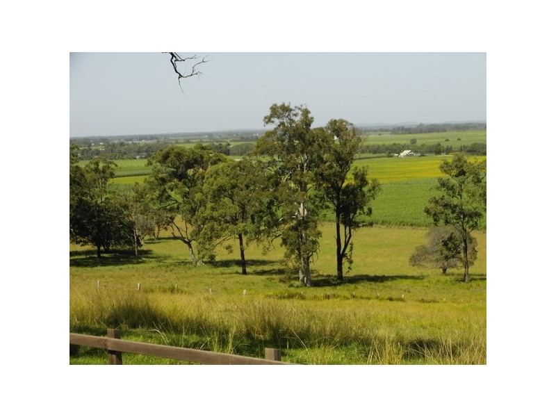 8 Old Woombah Road, Woombah NSW 2469