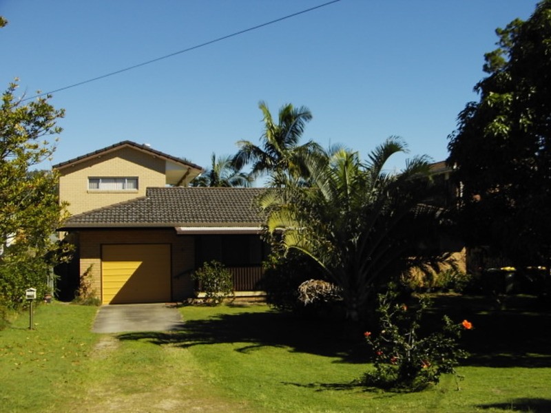 16 Spenser Street, Iluka NSW 2466