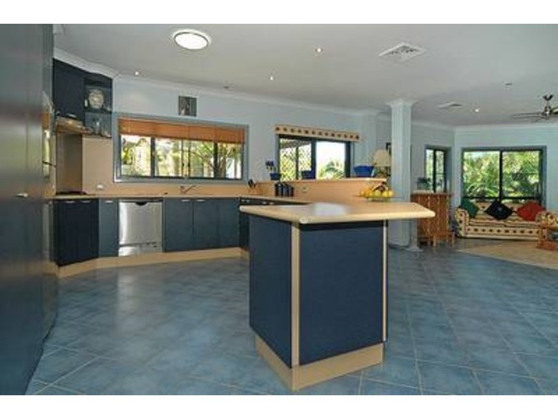 10 Conrad Close, Iluka NSW 2466