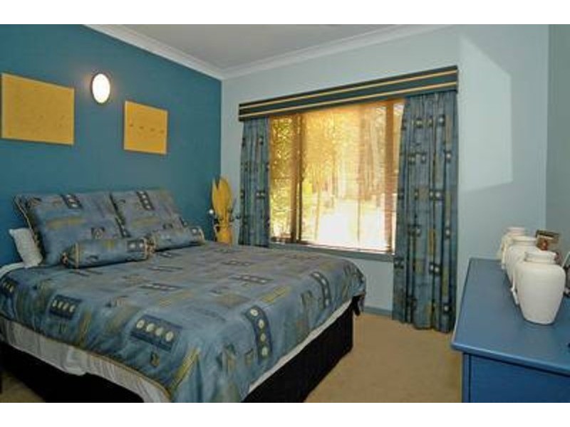 10 Conrad Close, Iluka NSW 2466