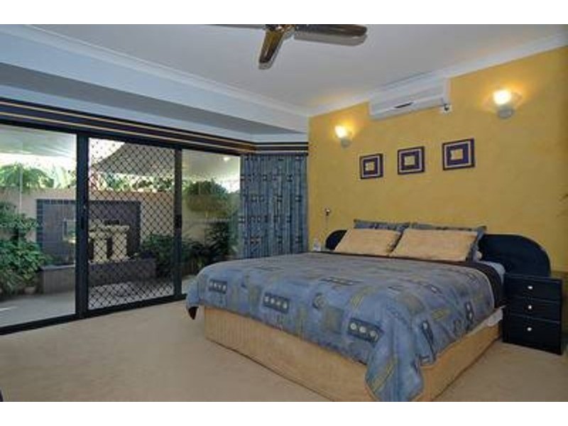 10 Conrad Close, Iluka NSW 2466
