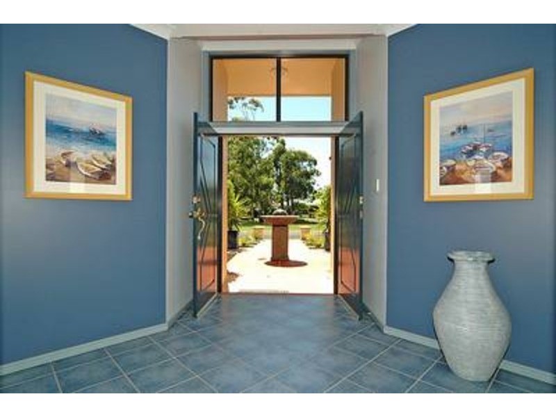 10 Conrad Close, Iluka NSW 2466