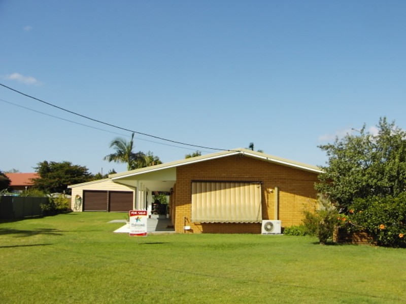 10 Micalo Street, Iluka NSW 2466