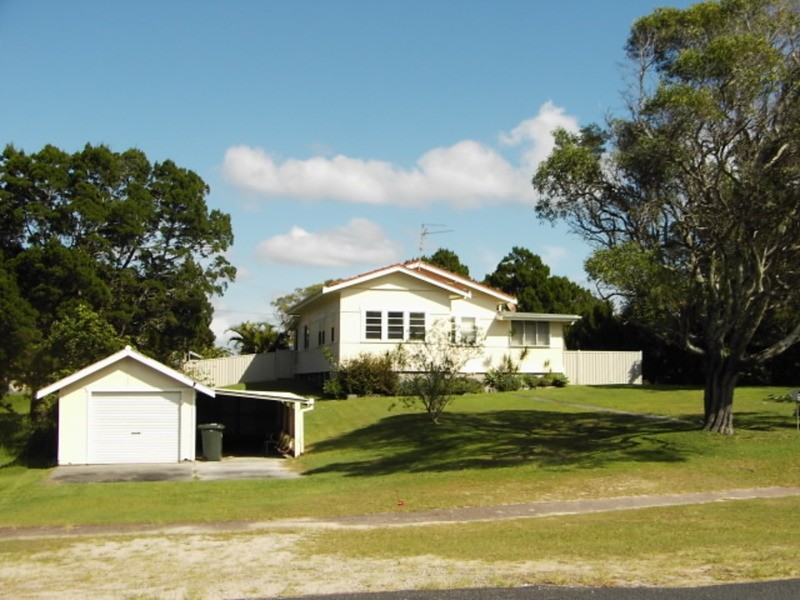 68 Charles Street, Iluka NSW 2466