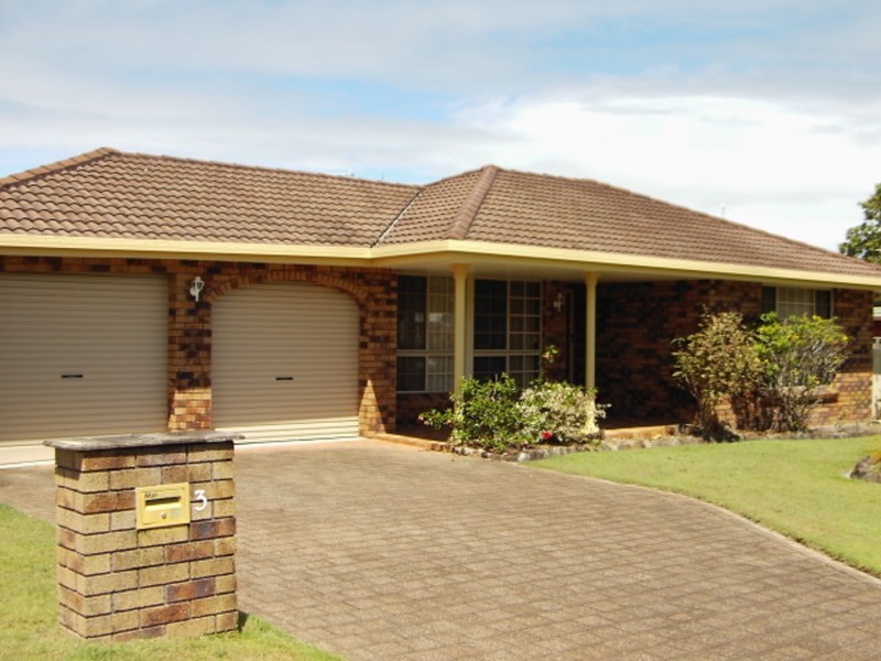 3 Ballanda Crescent, Iluka NSW 2466