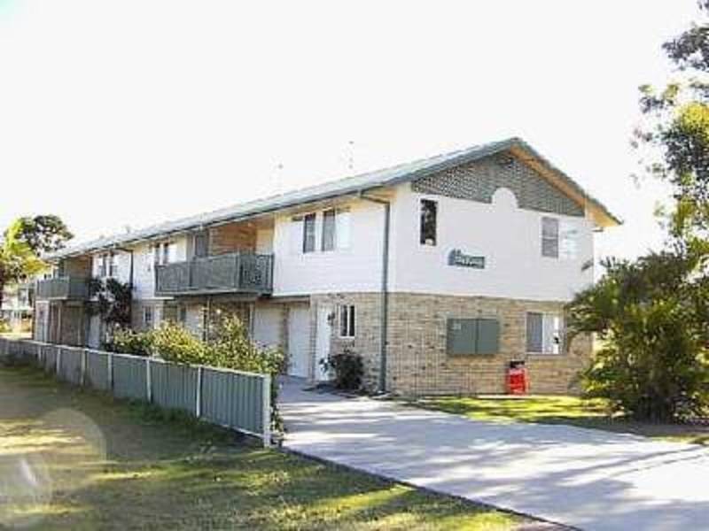 2/56 Charles Street, Iluka NSW 2466