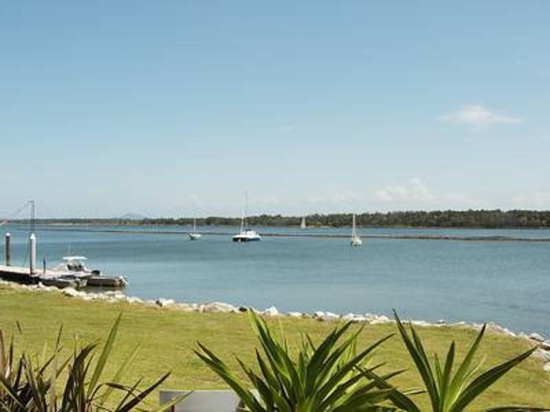 2:2/3-5 Riverview Street, Iluka NSW 2466