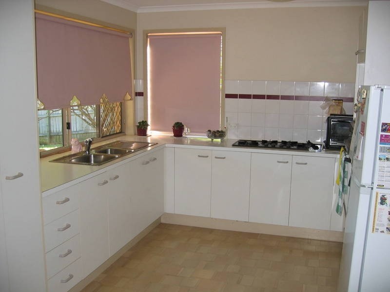 28 Manuka Drive, Banora Point NSW 2486