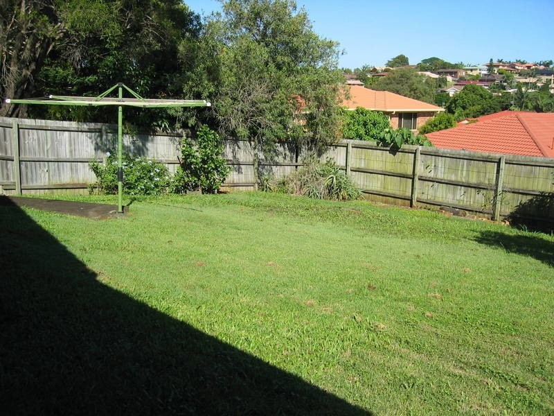 28 Manuka Drive, Banora Point NSW 2486