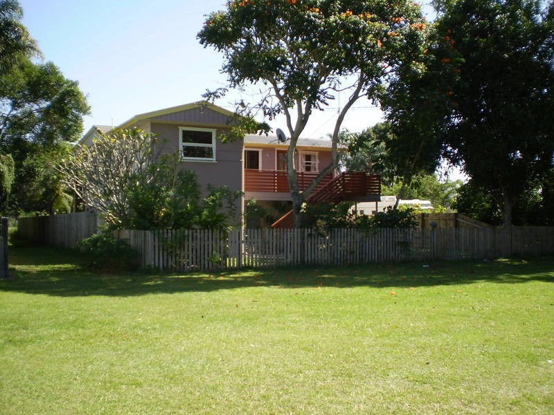 14 River Drive, Chinderah NSW 2487