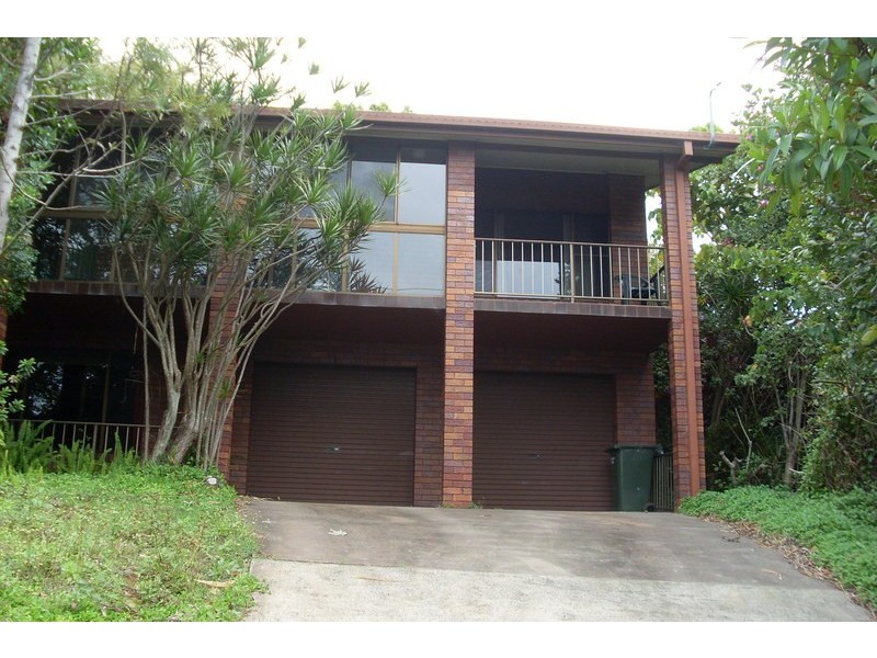 10 Laura Street, Banora Point NSW 2486