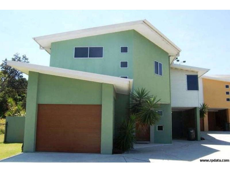 2 Tweed Coast Road, Hastings Point NSW 2489