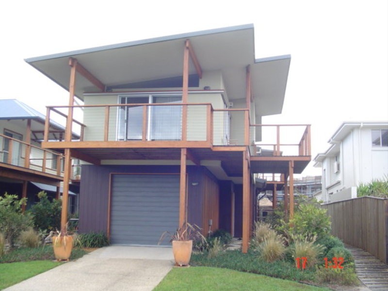 22 Kamala Crescent, Casuarina NSW 2487