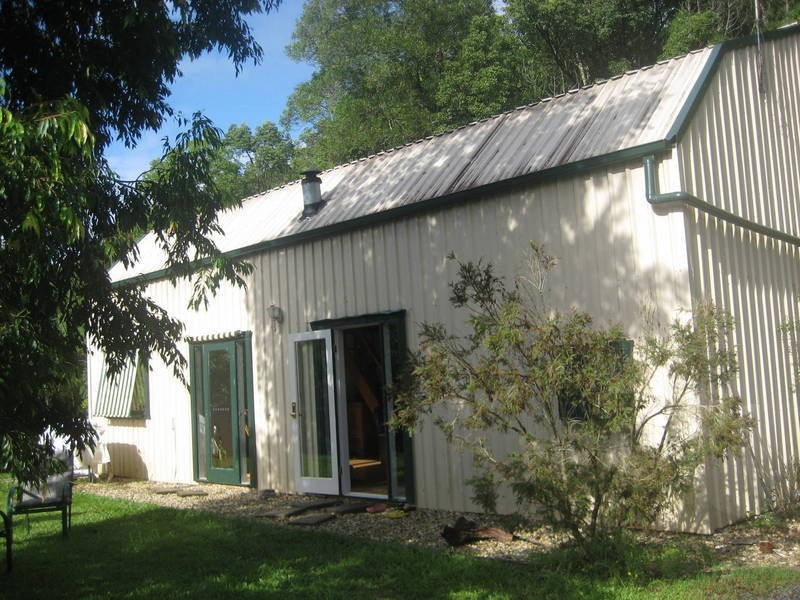 33 Meadow Place, Uki NSW 2484