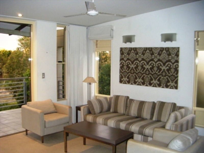 4 Cedarwood Ave, Casuarina NSW 2487