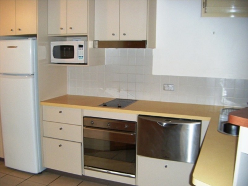 4 Cedarwood Ave, Casuarina NSW 2487