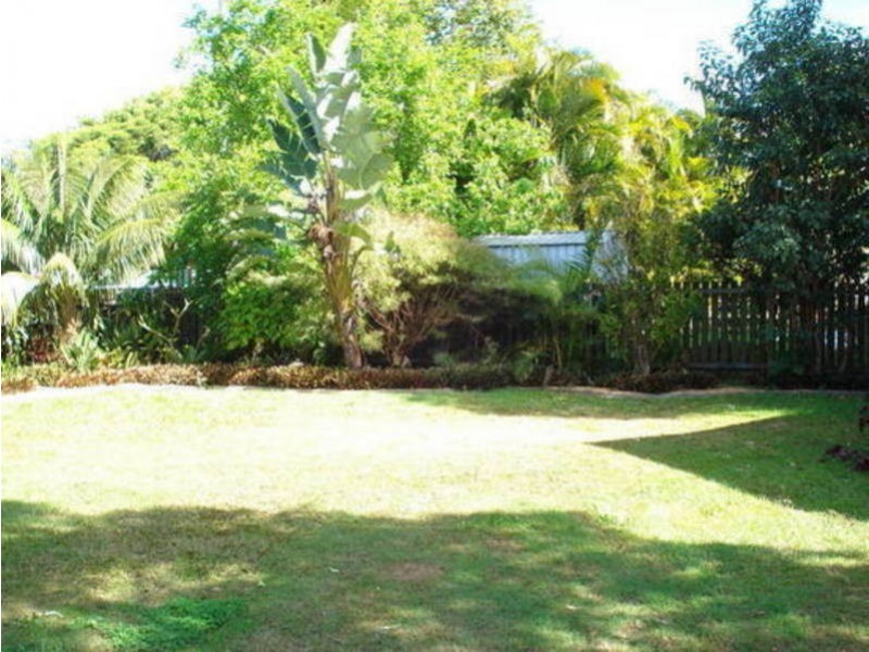 11 Walsh Street, Chinderah NSW 2487