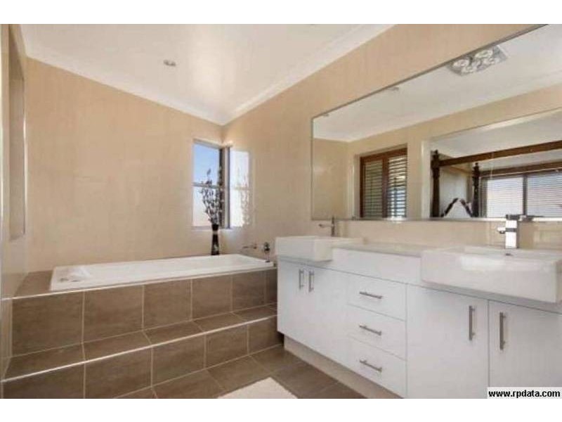 25 Avoca, Kingscliff NSW 2487