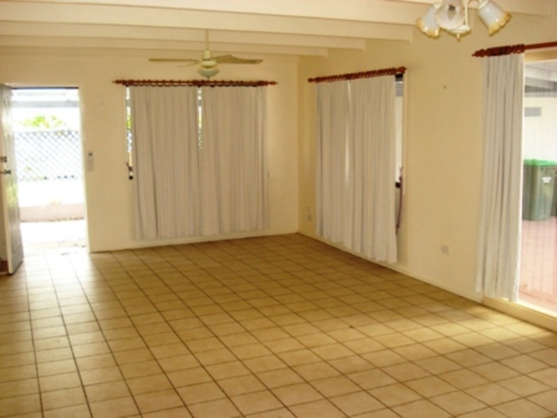 8 Ocean Street, Kingscliff NSW 2487