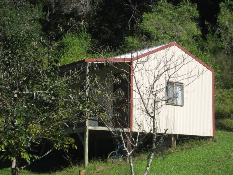 33 Meadow, Uki NSW 2484