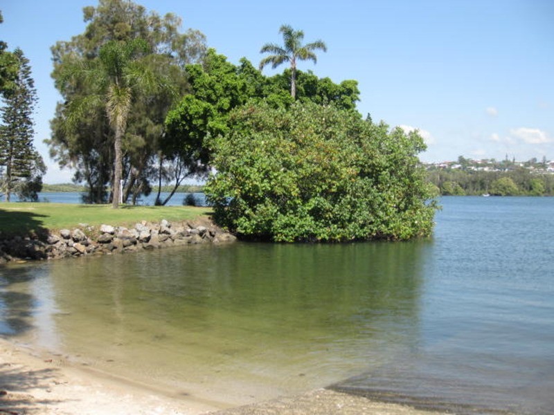 202/25 Chinderah Bay Drive, Chinderah NSW 2487