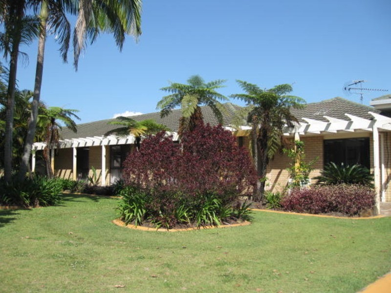 25 Chinderah Bay Drive, Chinderah NSW 2487