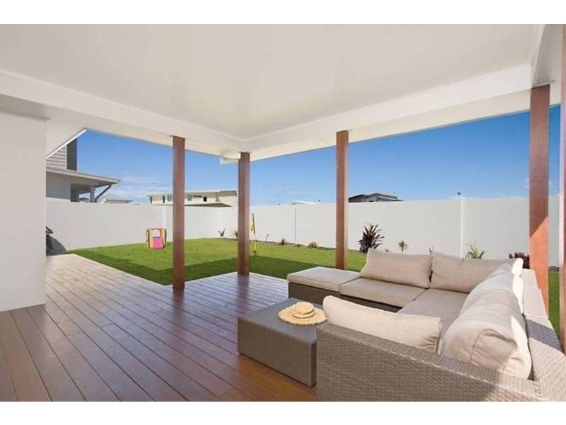 10 Fairy Bower Street Salt, Kingscliff NSW 2487