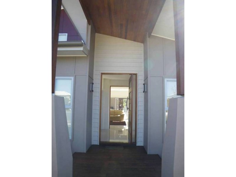 213 Casuarina Way, Casuarina NSW 2487