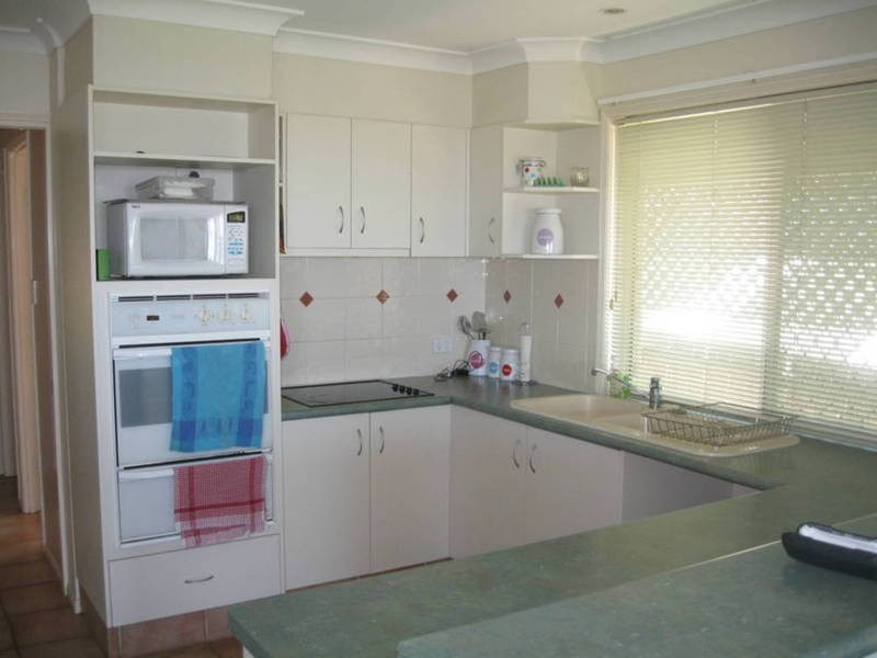 17 Stonehaven Way, Banora Point NSW 2486