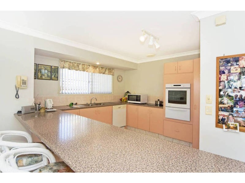 37 Cassidy Crescent, Cabarita Beach NSW 2488