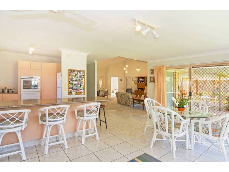 37 Cassidy Crescent, Cabarita Beach NSW 2488