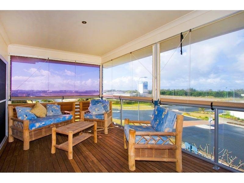1/23 Casuarina Way, Casuarina NSW 2487