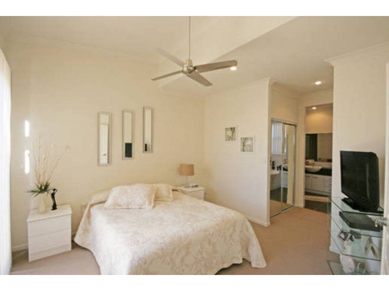 1/6 Aararwarra, Pottsville NSW 2489