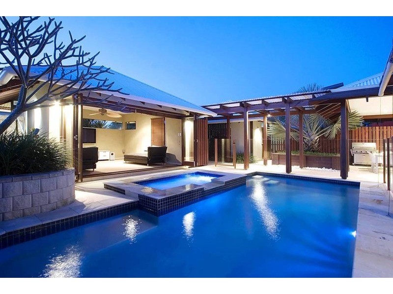 11 Cudgerie Court, Casuarina NSW 2487