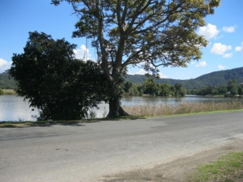 160 Riverside Drive, Tumbulgum NSW 2490