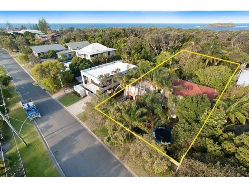 32 & 34 Queen Street, Fingal Head NSW 2487