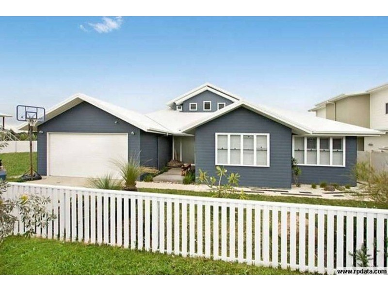 18 Cathedral Court, Kingscliff NSW 2487