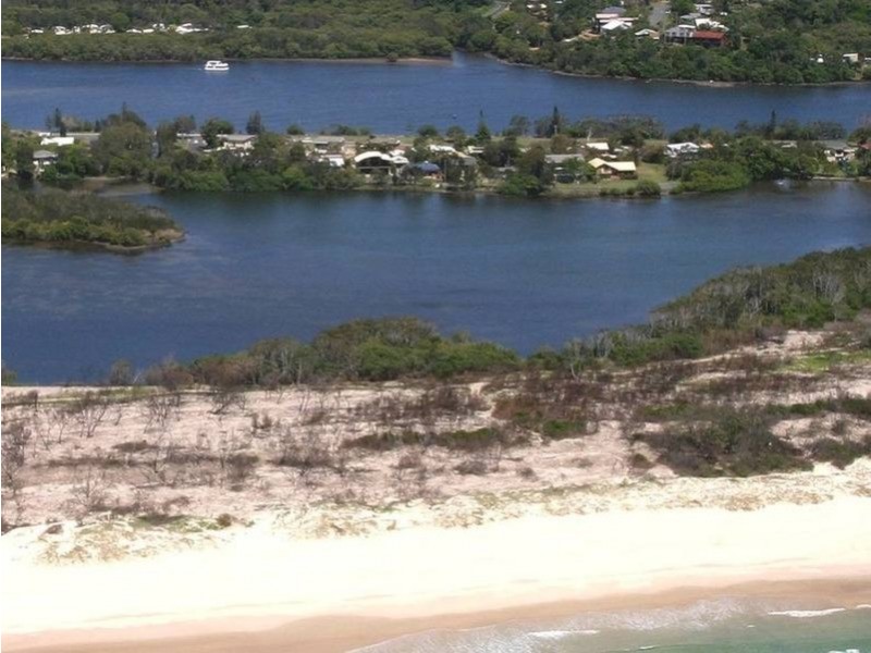13 Wommin Lake Crescent, Fingal Head NSW 2487