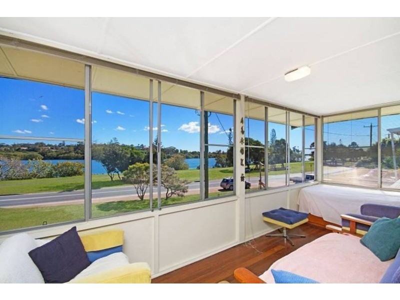 22 Fingal Road, Fingal Head NSW 2487